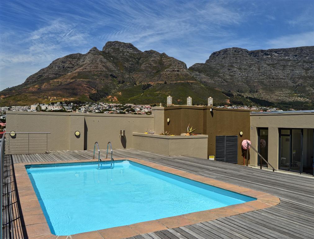 Urban Oasis At The Four Seasons Apartment Cape Town Bagian luar foto