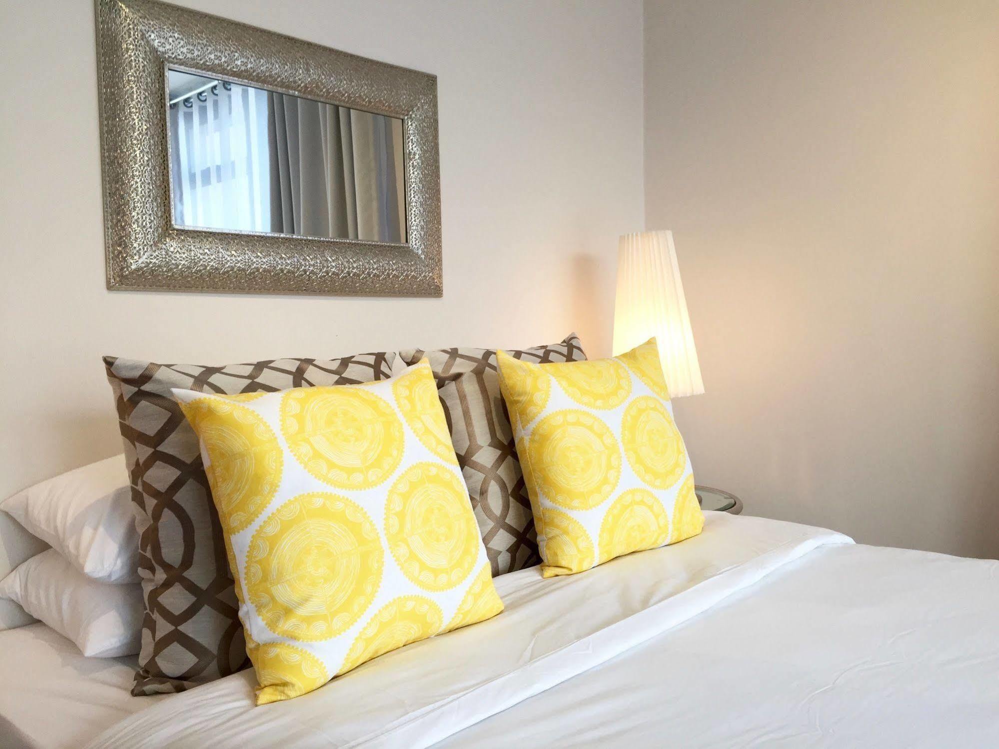 Urban Oasis At The Four Seasons Apartment Cape Town Bagian luar foto